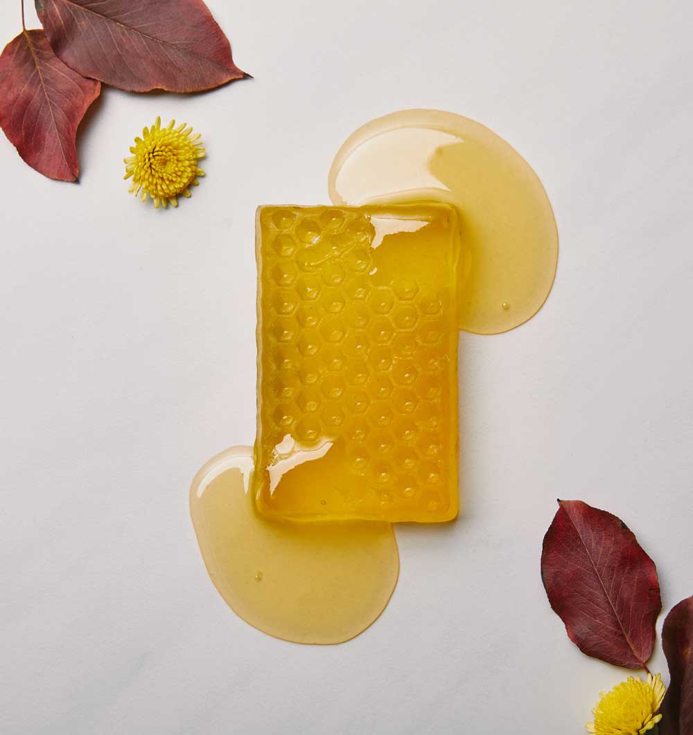 BuenoBee Natural Honey Soap Bar